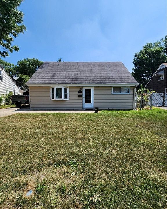 1st image of 208 Lynnhaven Dr