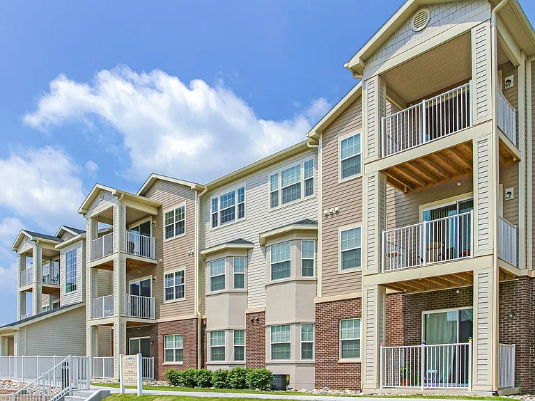 Stonegate Apartments — Photo 4