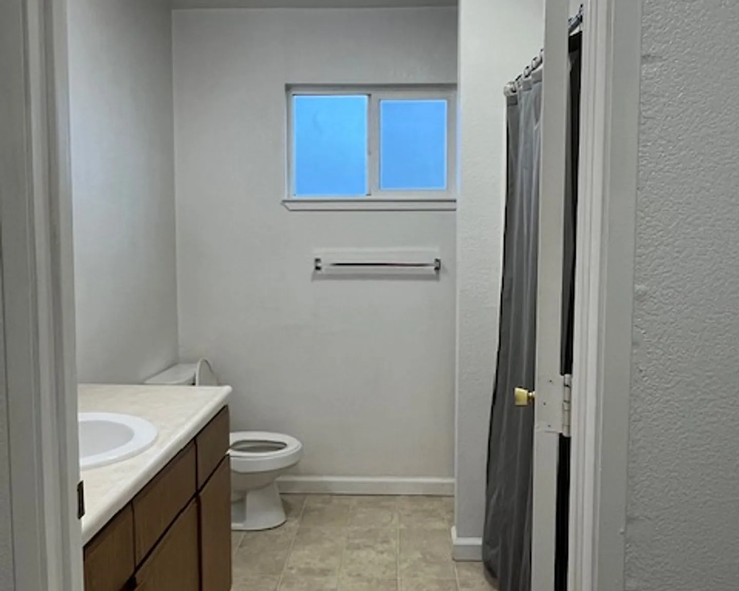 510 E 1st St, Hawthorne, NV 89415 — Photo 3