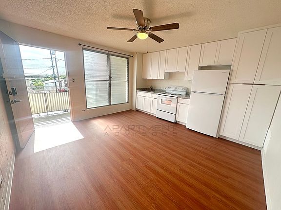 4th image of 1218 N School St #2E