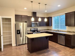 5907-5917 NE 58th Ave #5907, Vancouver, WA 98661
