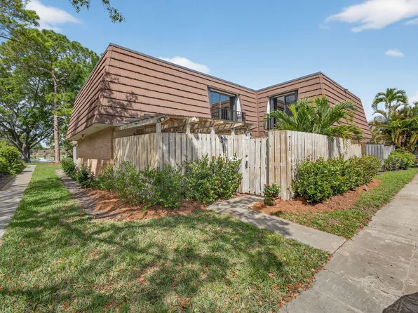 711 7th Lane, Palm Beach Gardens, FL 33418