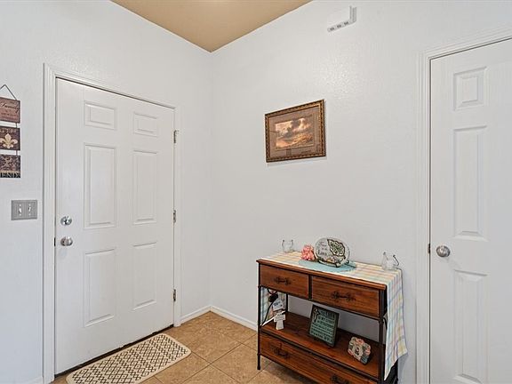 3rd image of 1301 Forest Dr