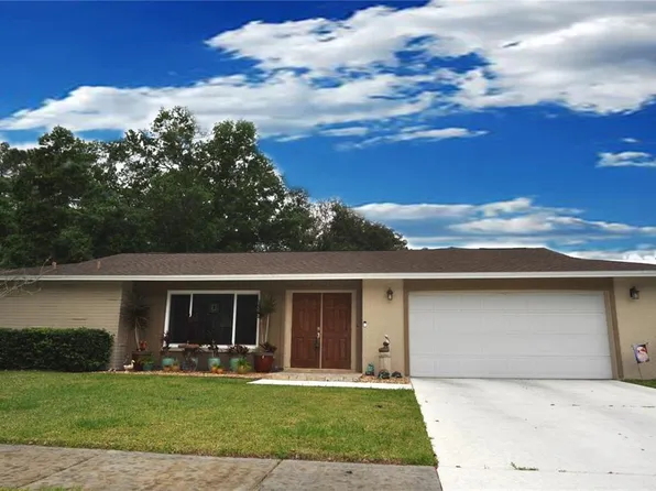 738 Helmsman Way, Palm Harbor, FL 34685