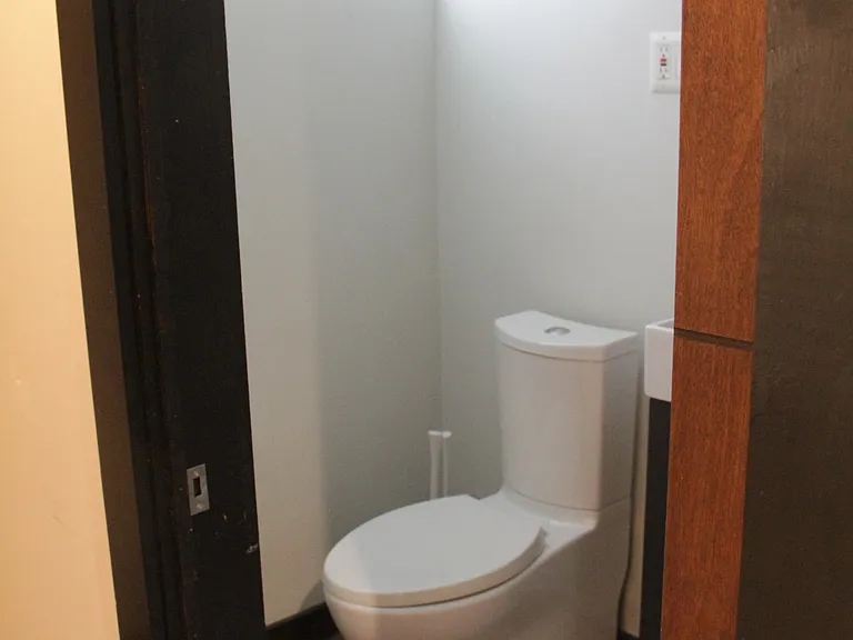 6107 Maylane Dr — Photo 76