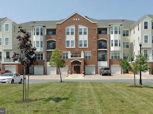 8615 Fluttering Leaf Trl Unit 205, Odenton, MD 21113