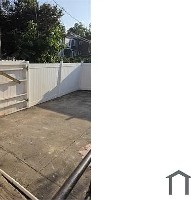 2604 Denison St — Photo 15