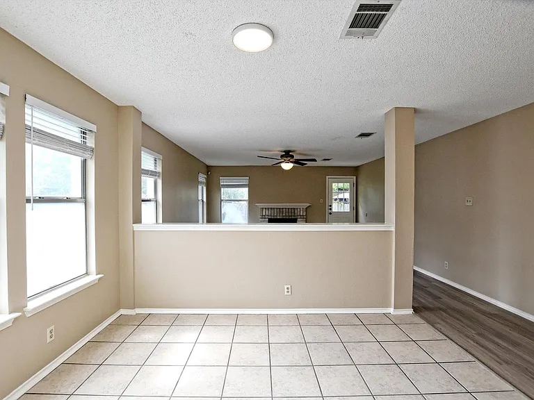 15009 Big Falls Dr — Photo 9