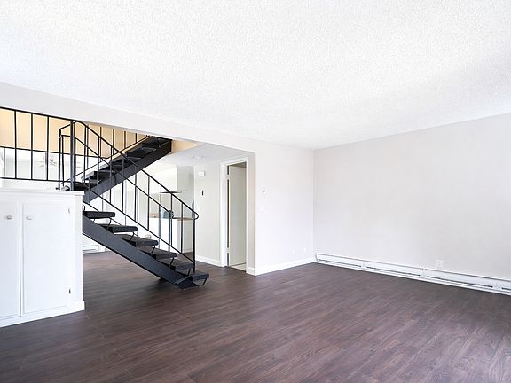 4th image of 325 Stillman Ave APT B