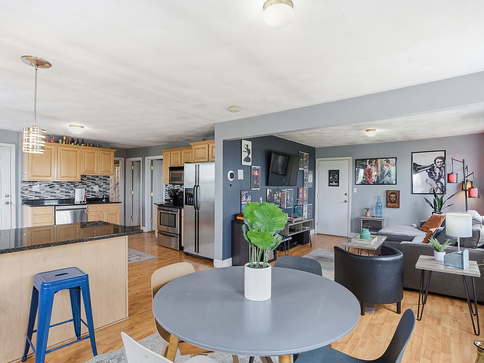 1st image of 272 Jefferson Ave APT 5