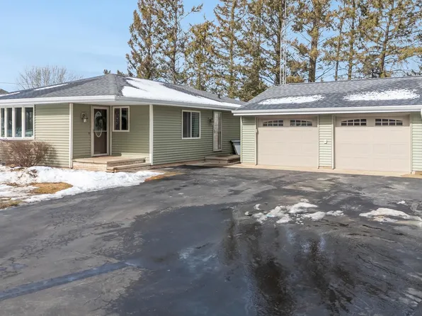 N1576 Midway Rd, Hortonville, WI 54944