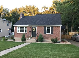 14 Central St, Bristol, CT 06010