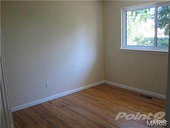 3rd image of 5220 Ville Maura Ct