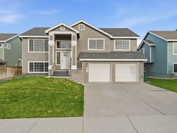 8832 W Klamath Ave, Kennewick, WA 99336