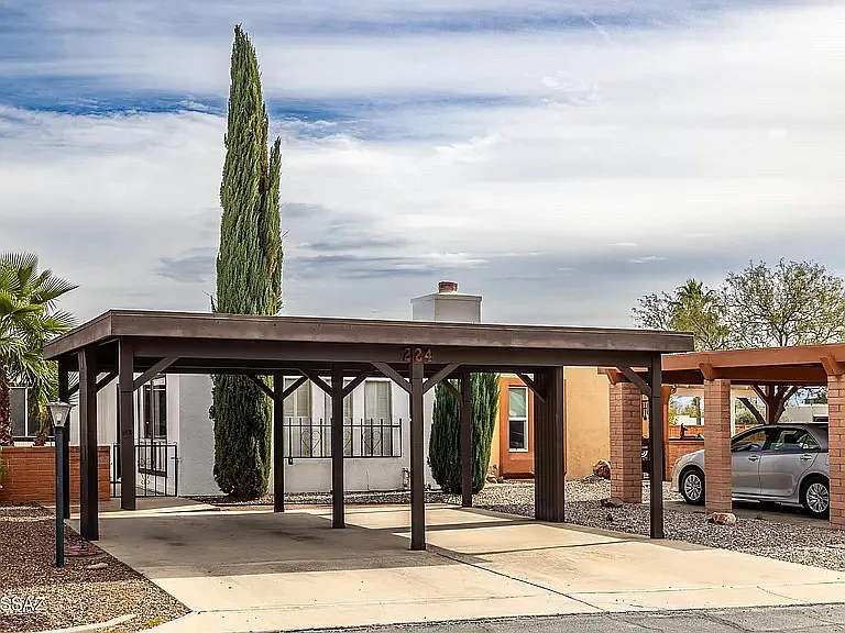 224 N Camino Del Vate — Photo 1