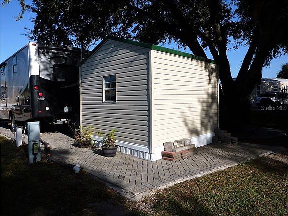 4th image of 2504 Magnolia St #173