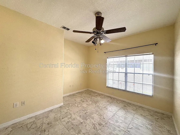 140 Moss Ln — Photo 18
