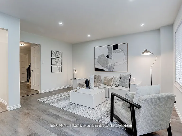 12 Woolen Mill Rd — Photo 5
