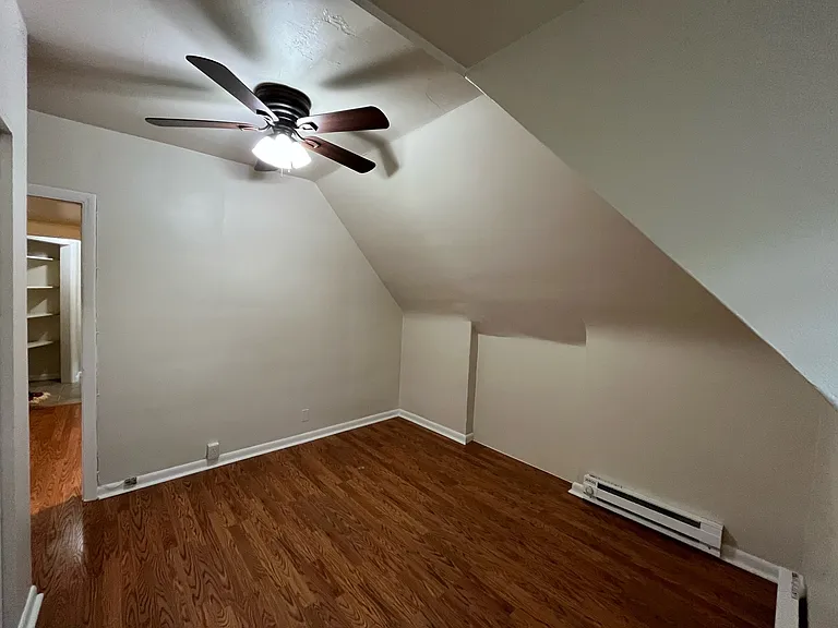 217 Stratford Ave #4 — Photo 5