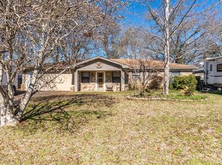 405 Daniels St, Palestine, TX 75803