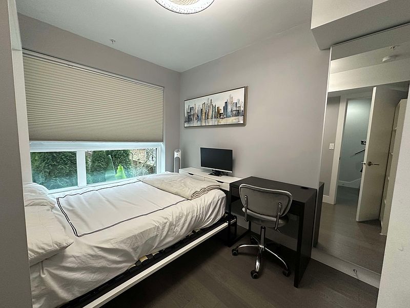 North Vancouver Townhouse for rent - 3 Bedrooms — photo 11