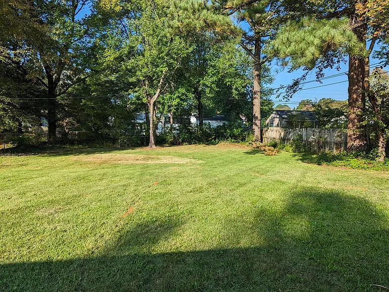 6018 Club Rd #B — Photo 10
