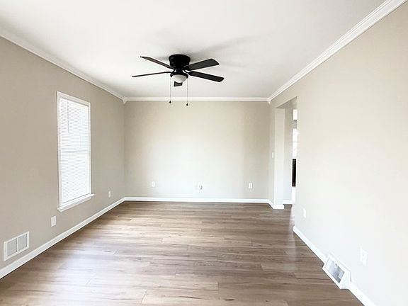 5th image of 514 N Wilbur Ave