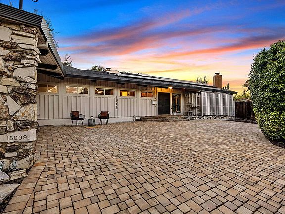 4th image of 18009 Laird Ct
