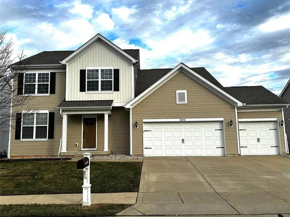 2630 Preston Woods Trl, Lake Saint Louis, MO 63367