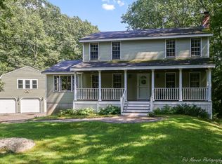 48 Laura Ln, Hampstead, NH 03841
