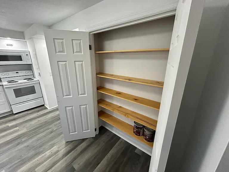 2-125 Coddington Pl #2 — Photo 8