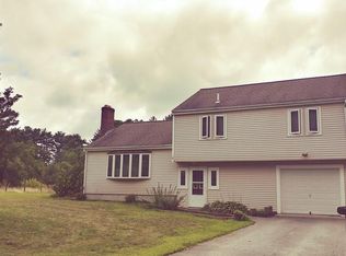 15 Gibbs Rd, Middleboro, MA 02346
