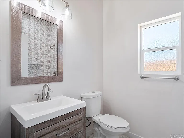 2321-2327 Prospect St #2323 — Photo 7