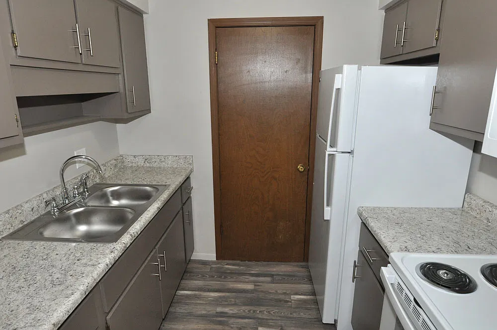 2 bed, 962 sqft, $1,050 — Photo 2