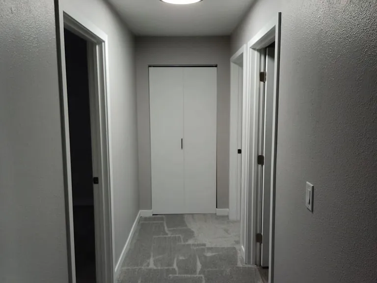 Renovated Townhomes in Alderwood Area — Photo 9