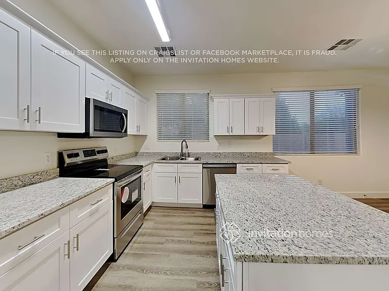 14667 N 174th Ave — Photo 9