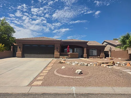 2121 E Desert Lakes Dr Photo 1 2121 E Desert Lakes Dr Photo 1