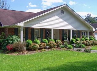 703 Sharon Dr, Johnson City, TN 37604