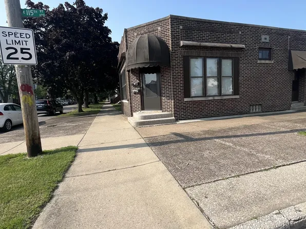 1502 Myrtle Ave, Whiting, IN