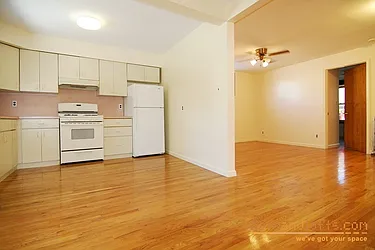 Rented by aptsandlofts.com