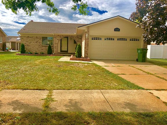 2nd image of 17305 Timothy Dr