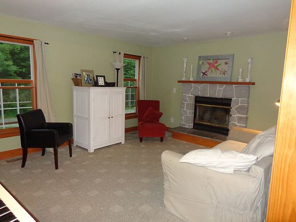 2nd image of 1129 Lucas Avenue Ext