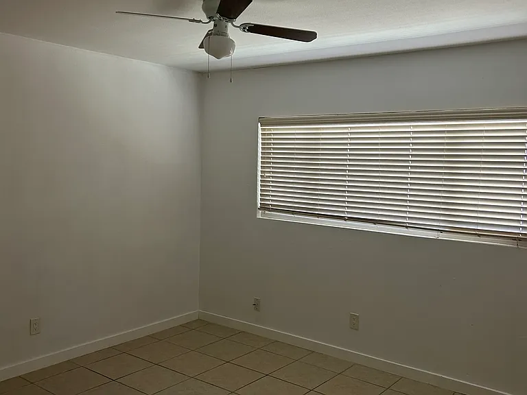 350 E Chuckwalla Rd #1 — Photo 5