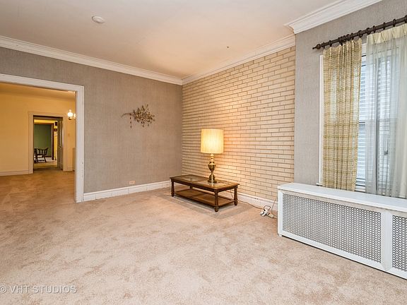 4th image of 4923 N Kostner Ave
