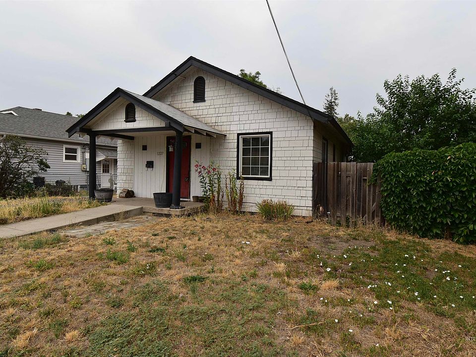 1st image of 1227 14th Ave