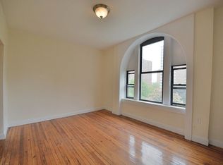 526 W 123rd St APT 4E, New York, NY 10027