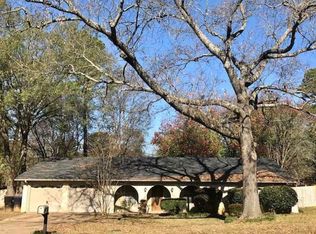 909 Evergreen St, Longview, TX 75604