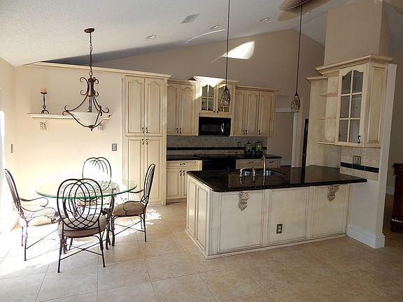 5th image of 5156 NW 53rd Ave