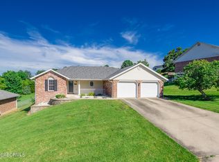 929 Amethyst Ln, Jefferson City, MO 65109