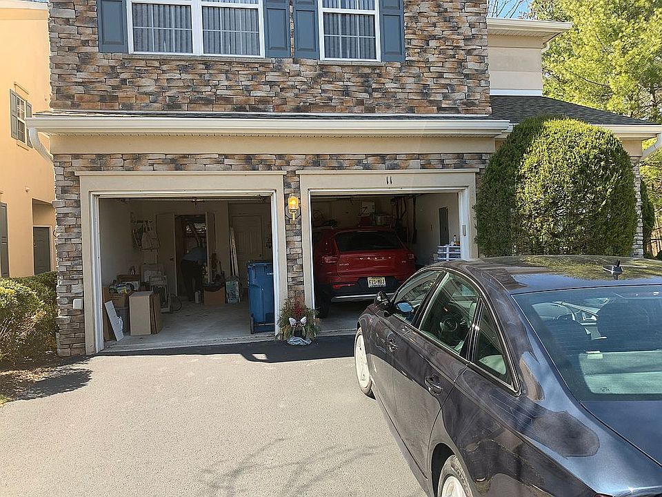 1st image of 11 Ebersohl Cir